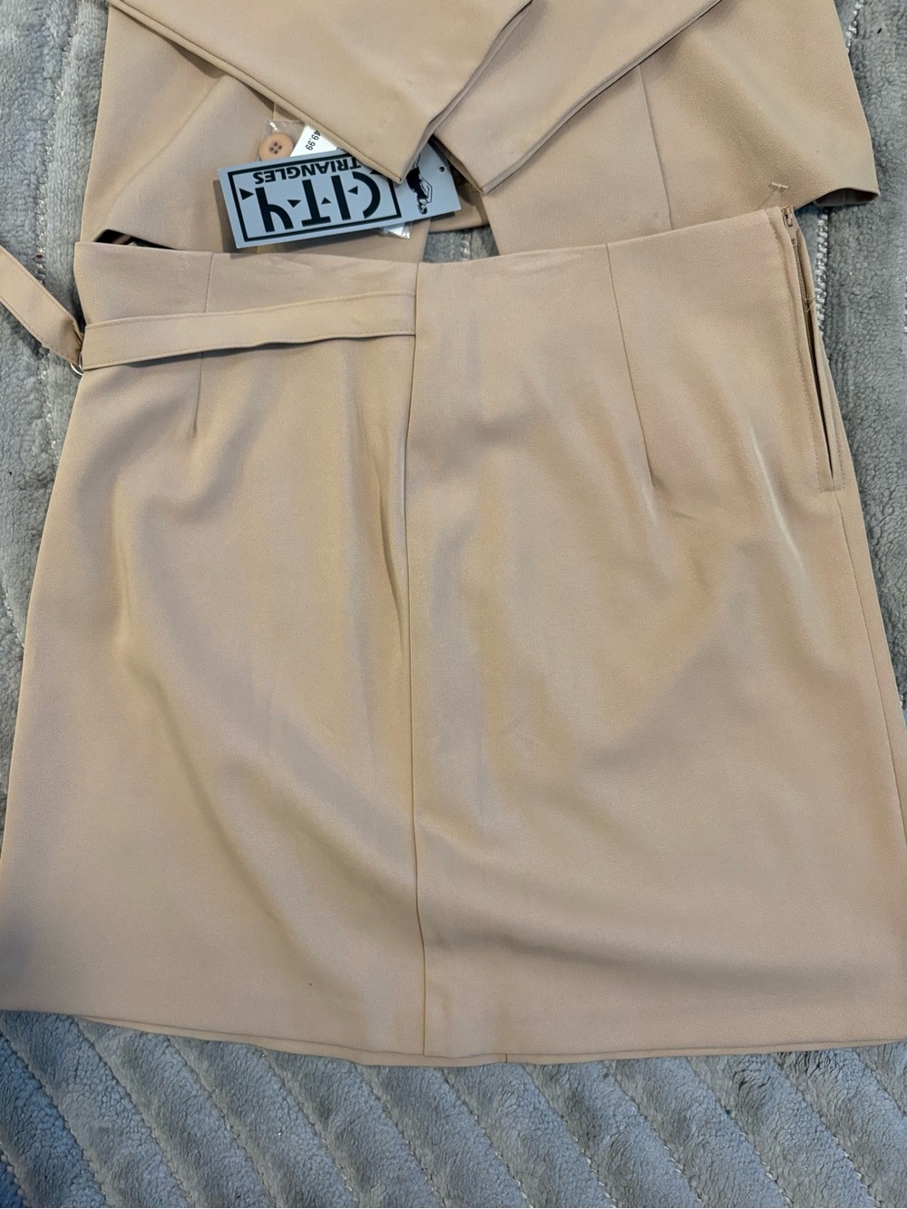 Vintage 90s Beige Skirt Suit Set - Picture 3 of 10